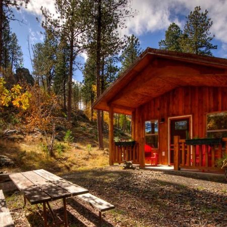 Villa Yak Ridge Cabins And Farmstead By Mount Rushmore à Keystone Extérieur photo