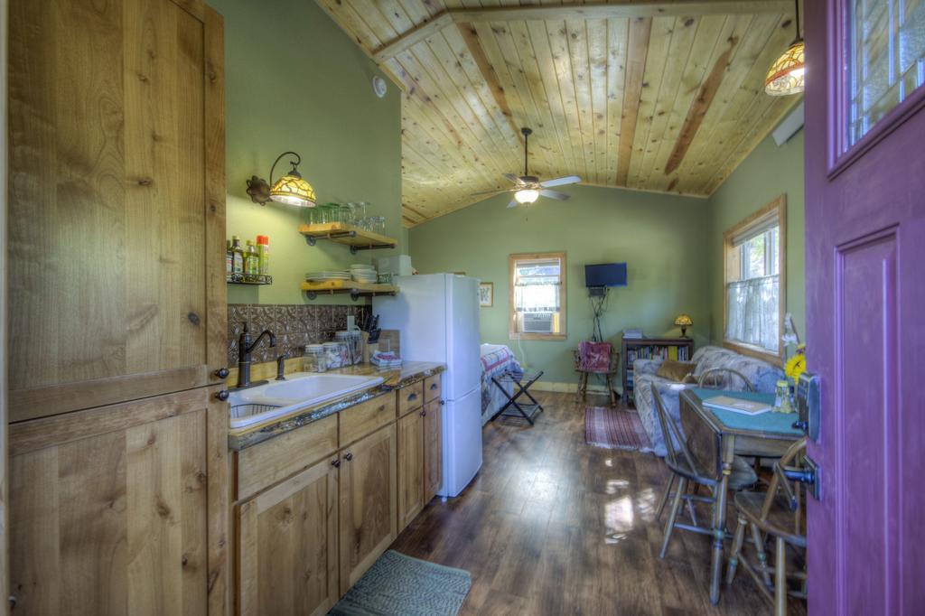 Villa Yak Ridge Cabins And Farmstead By Mount Rushmore à Keystone Extérieur photo