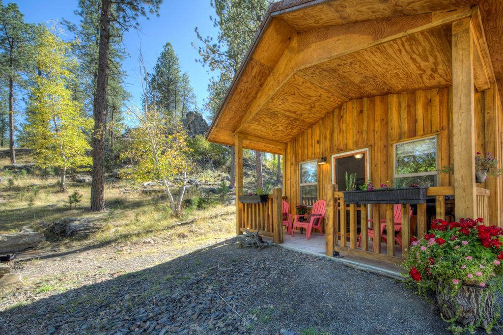 Villa Yak Ridge Cabins And Farmstead By Mount Rushmore à Keystone Extérieur photo
